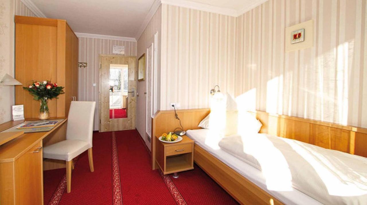 Naturhotel Am Sonnenhang Ой-Миттельберг Экстерьер фото